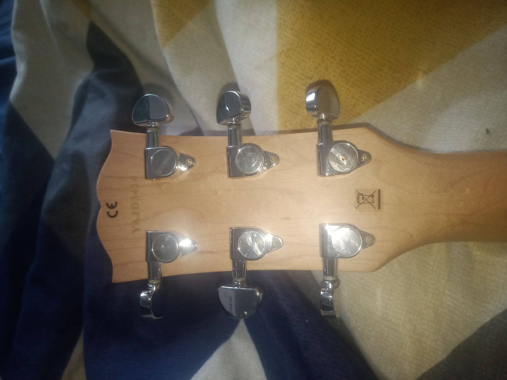 J&D Brothers  Gitara elektryczna