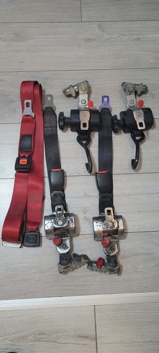Pasy do mocowania wózka inwalidzkiego w samochodzie + pas biodrowy