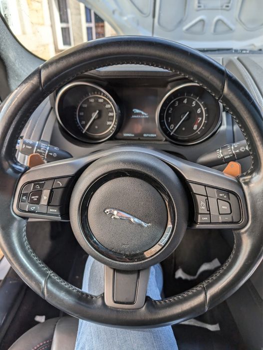 Jaguar f-type 2018 v6 S