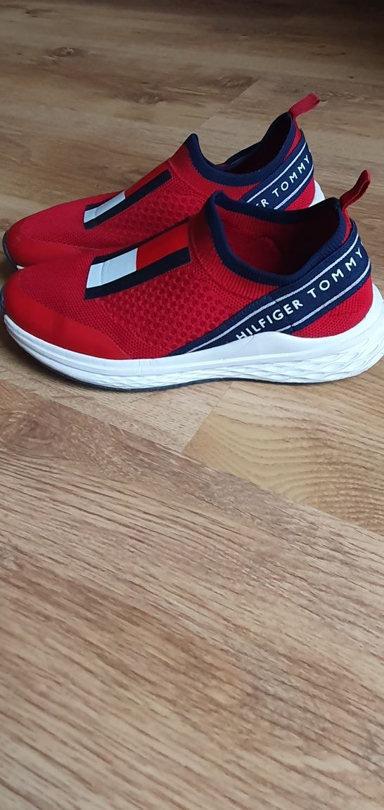 Buty chłopięce Tommy Hilfiger r. 35