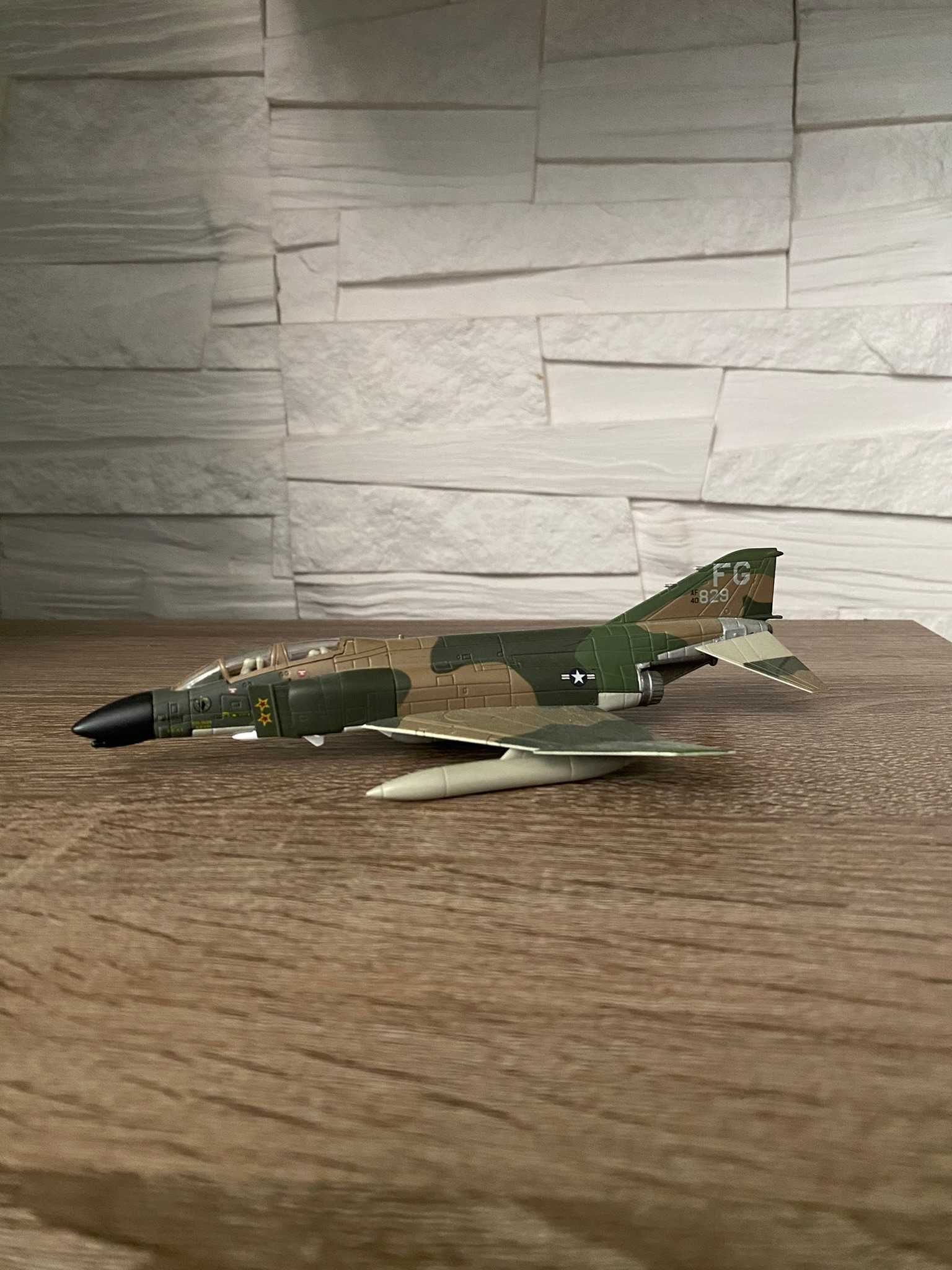 F-4C Phantom II  1967 odrzutowiec samolot 1:72 figurka kolekcjonerska