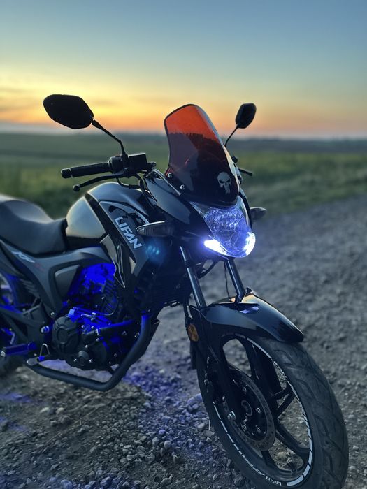 Продам мотоцикл Lifan kp200!!!