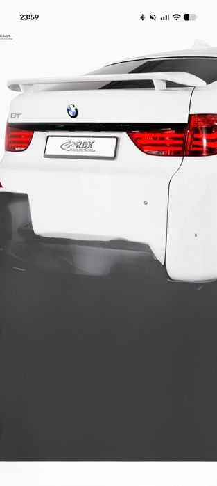 BMW 530 GT spoiler original novo na caixa nunca usado.