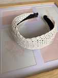 Opaska do włosów Boho Twist szeroka - ażurowa/rattan, Biel/White