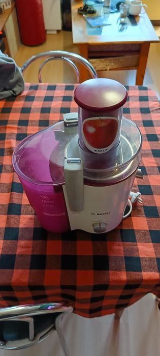 Sokowirówka Bosh XXL 700W