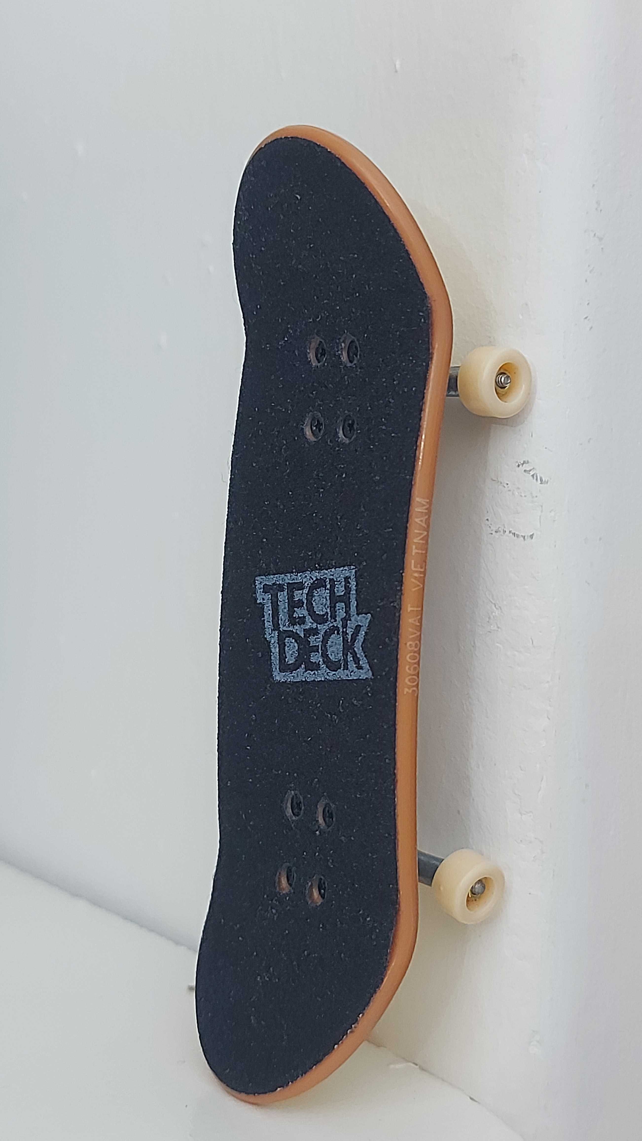 Skate de dedo raro