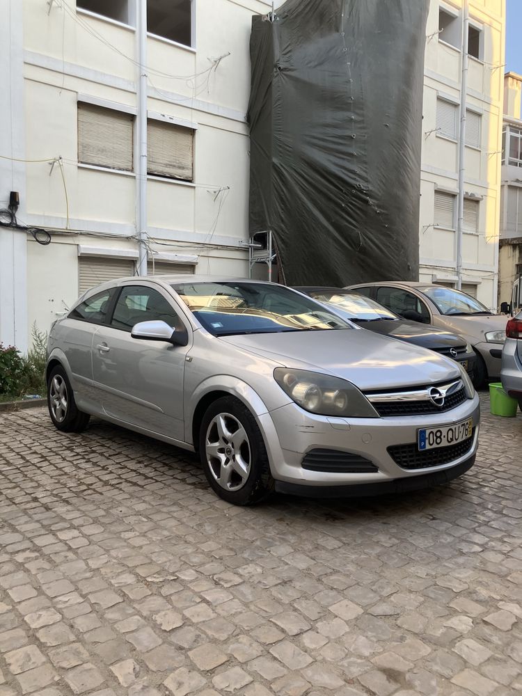 Opel astra h gtc