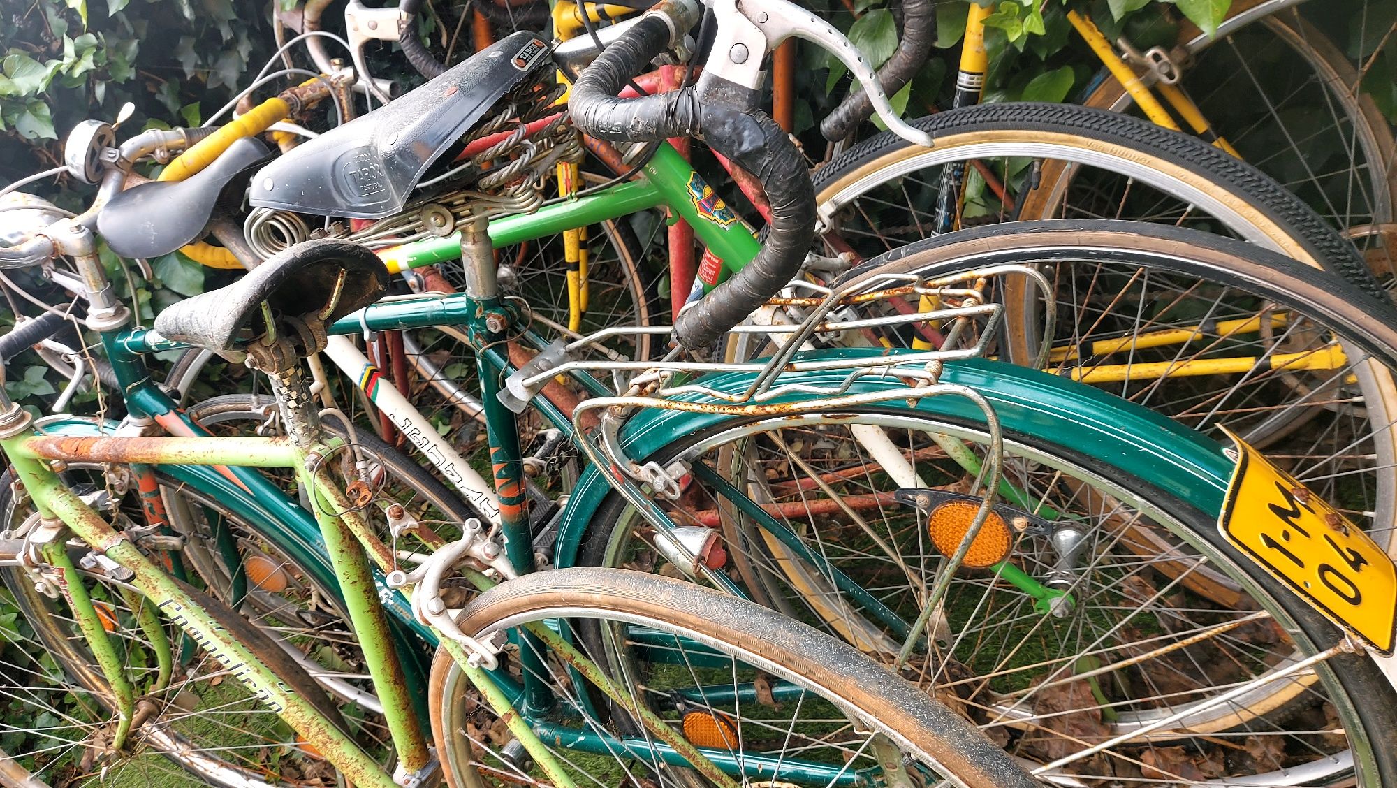 Bicicletas clássicas para restauro