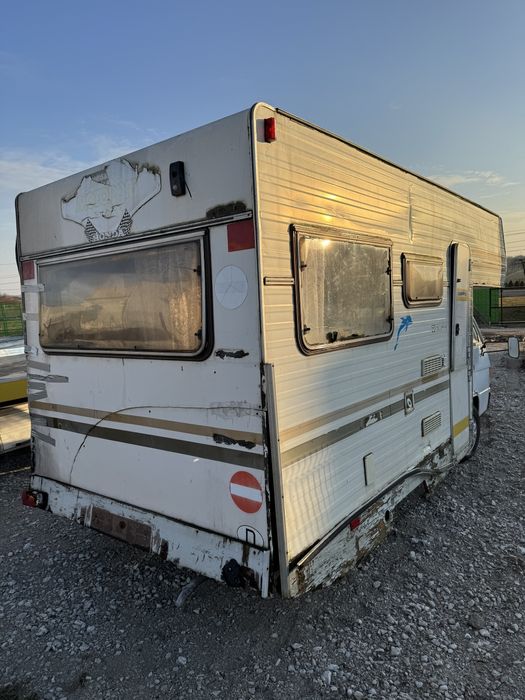 Mitsubishi L300 Kamper 1982 1.6 benyzna