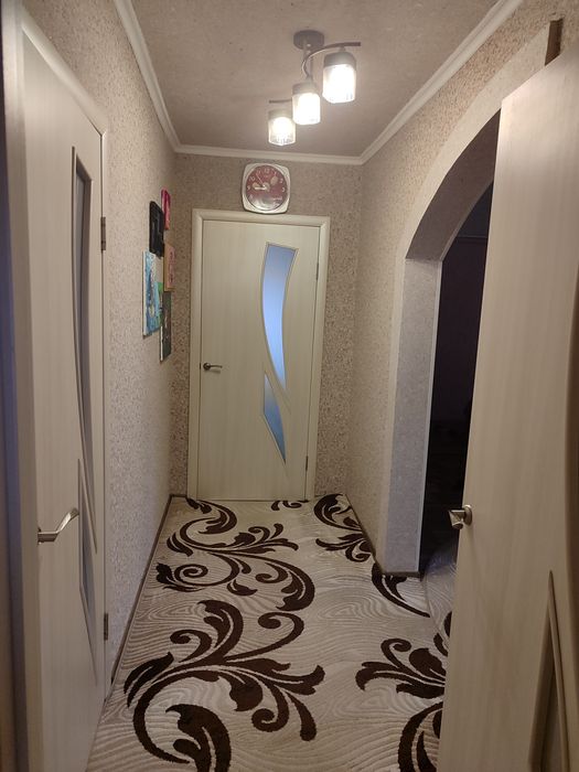 Продам добротный дом. 4 комнаты,ванная,туалет,кухня...