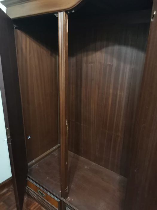 Guarda fatos 3 portas