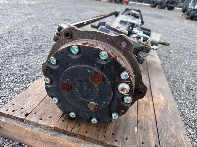 nowa oś napędowa do ciągnika new holland 45-60 ps