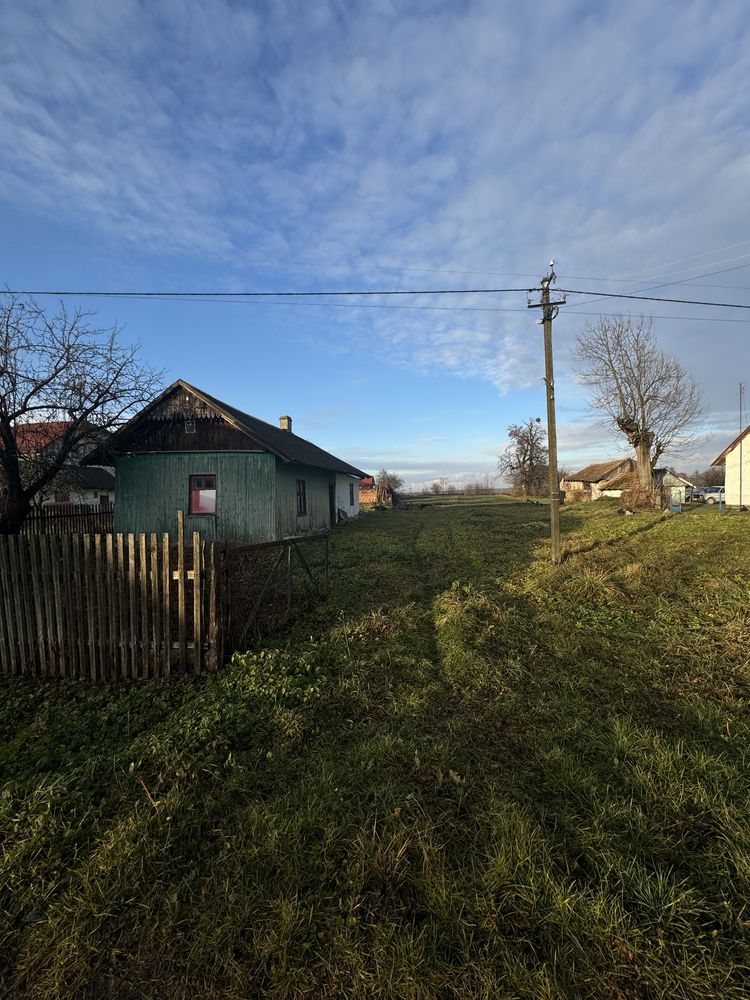 Продається старенький будинок, с Містки 25с землі