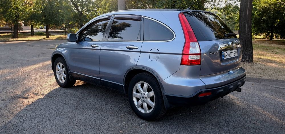 Продам Honda CR-V