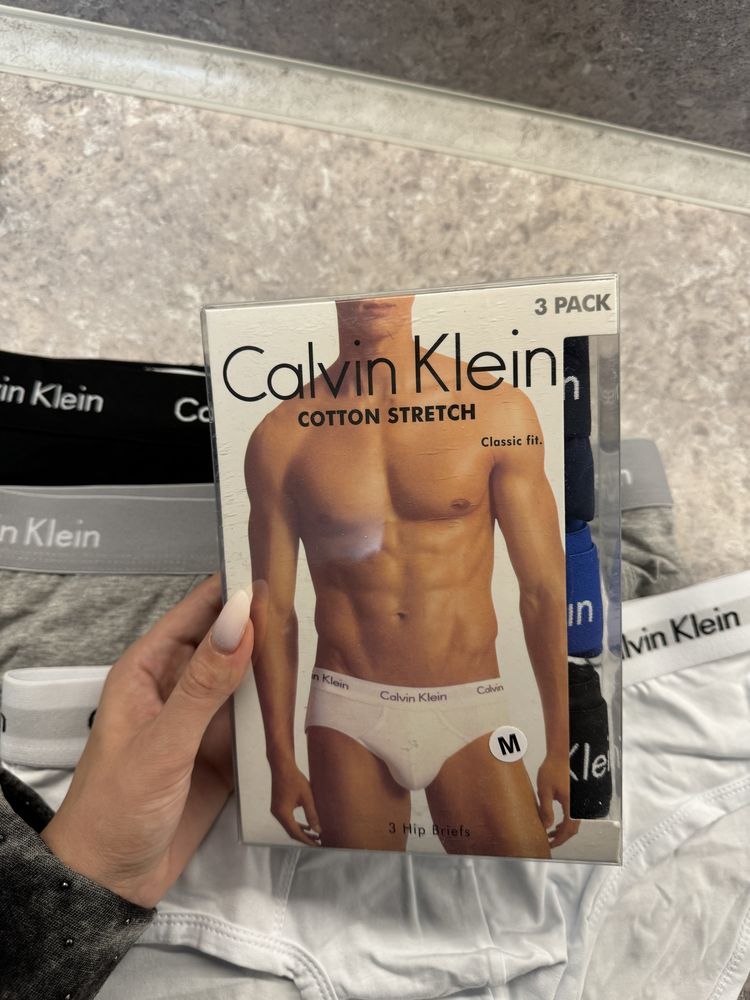 Труси чоловічі Calvin Klein боксери/бріфи в асортименті