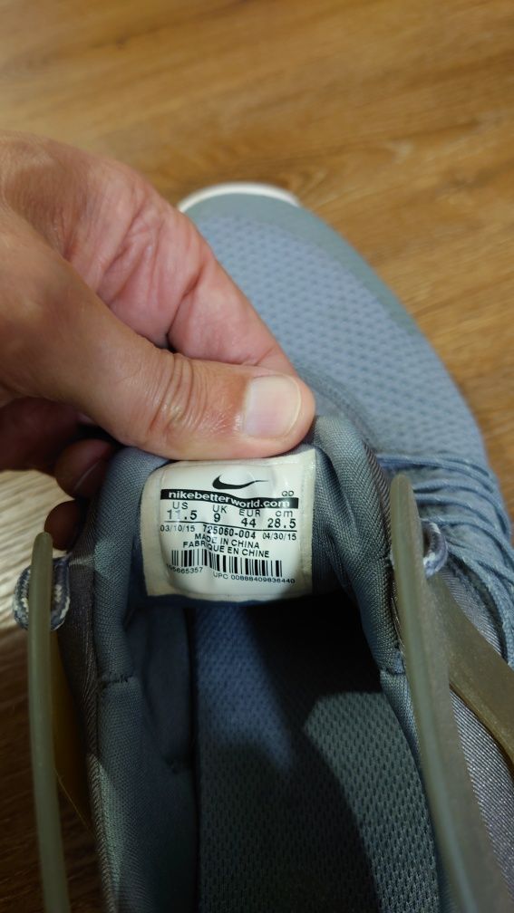 Sapatilhas nike TAM 44