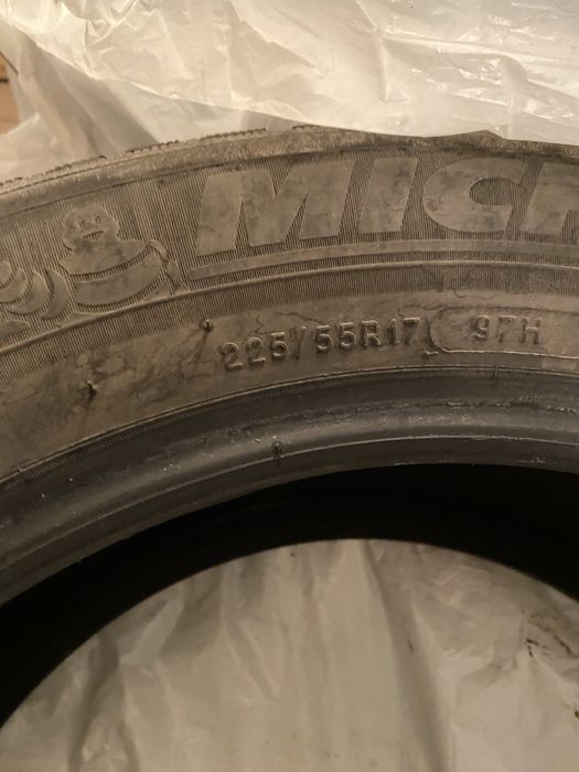 Зимові шини Bridgestone Blizzak 235 65 R17