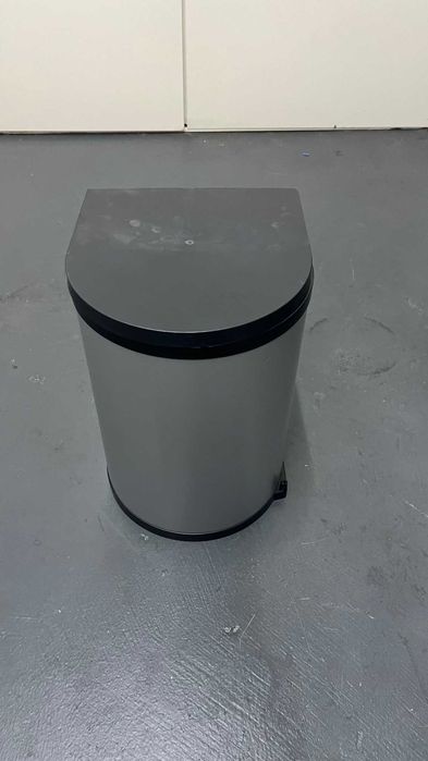 Caixote Lixo Interior Móvel