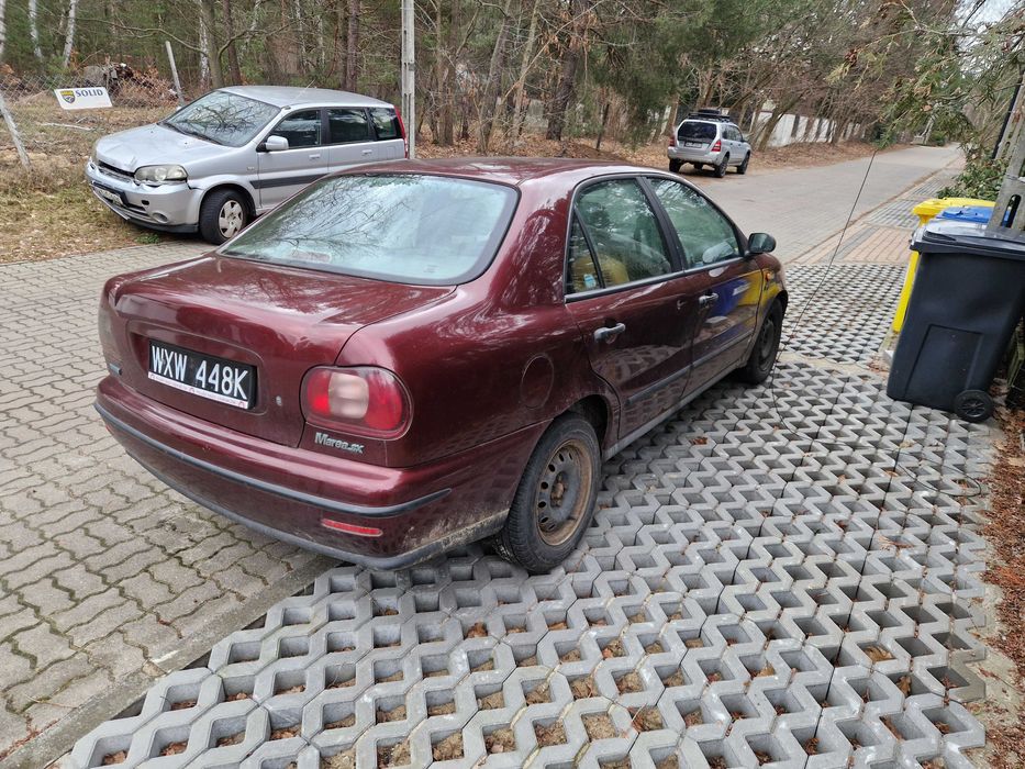 Fiat Marea 1,6 benz, 1997r. uszkodzony, zaniedbany