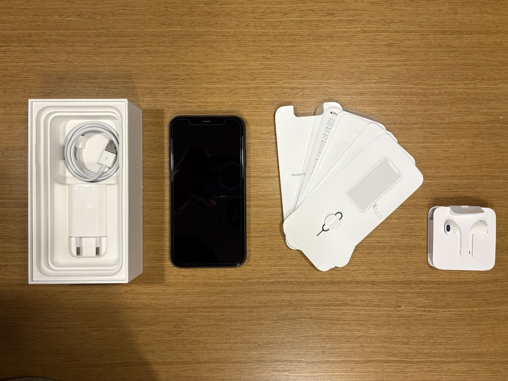 iPhone 11 64GB bardzo dobry stan