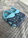 Crocsy dla chłopca 24
