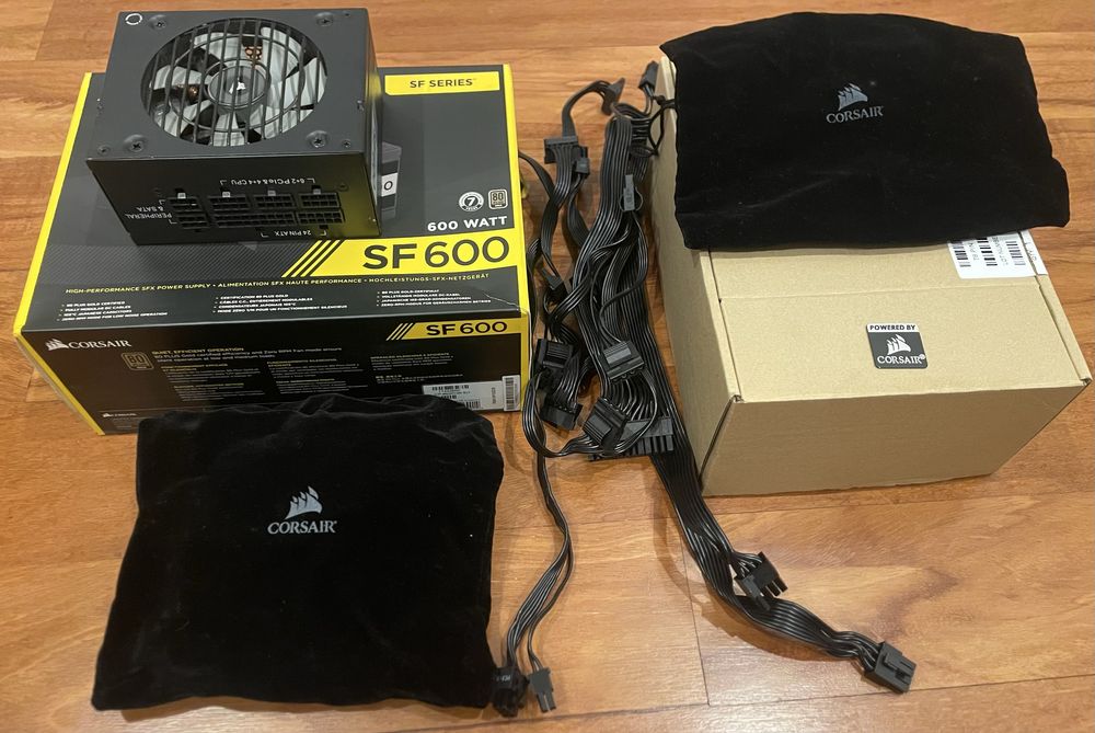 SF600 Gold Modular - Fonte SFX Alimentação - Corsair PSU