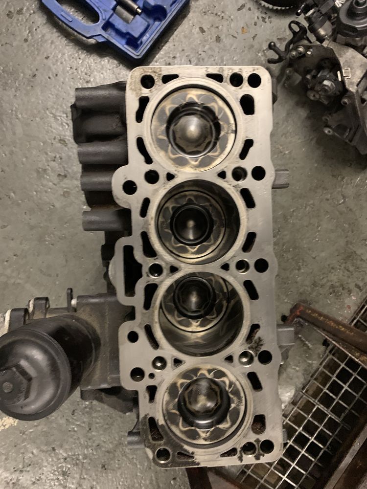 Slupek glowica blok 2.0 TDI CFF 140/170km Commonrail