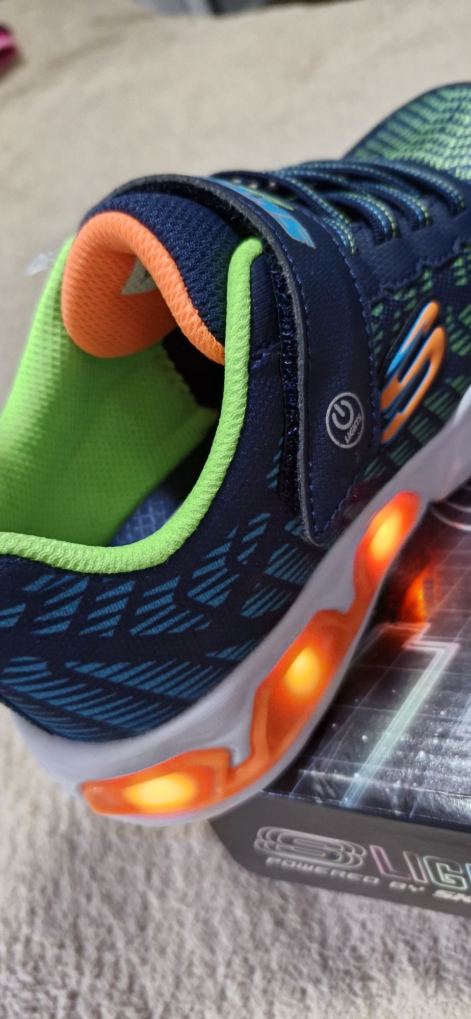 Кросівки skechers