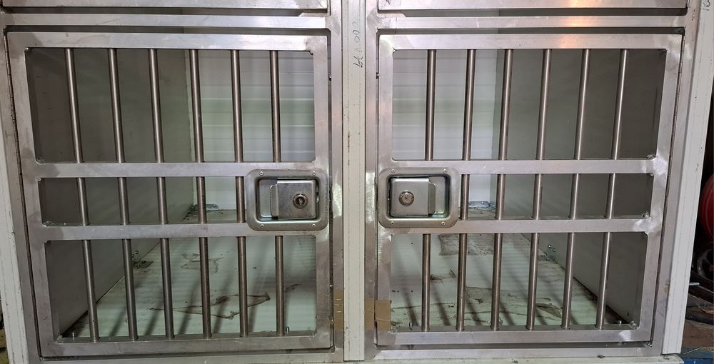 Caixa Transporte de cães (transportadora)