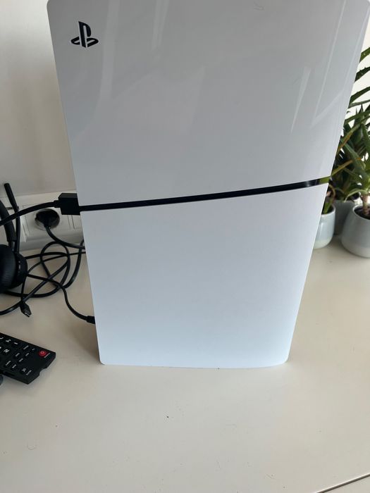 Ps5 com garantia com 1 MÊS DE USO
