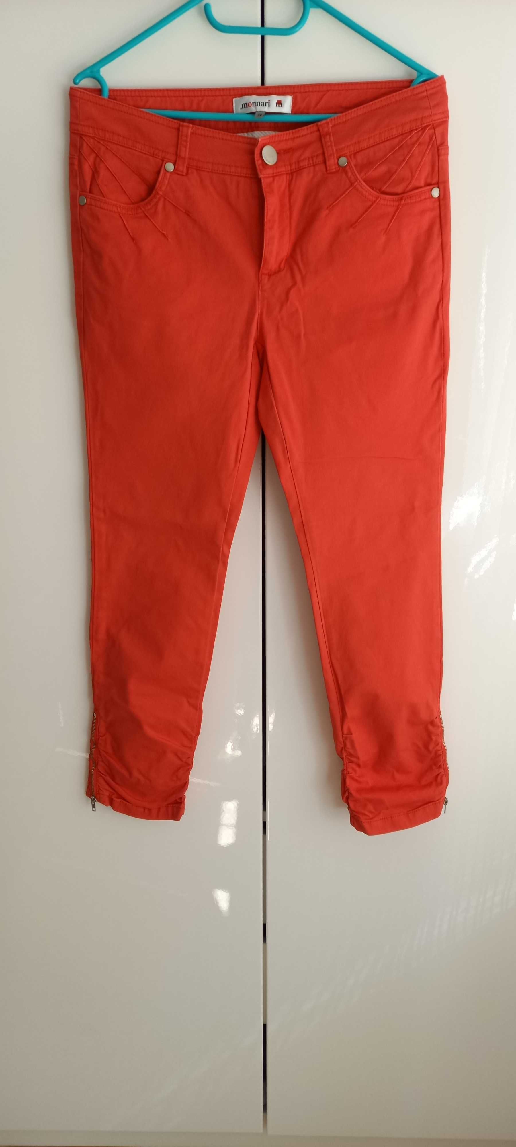 Letnie, czerwone spodnie Monnari