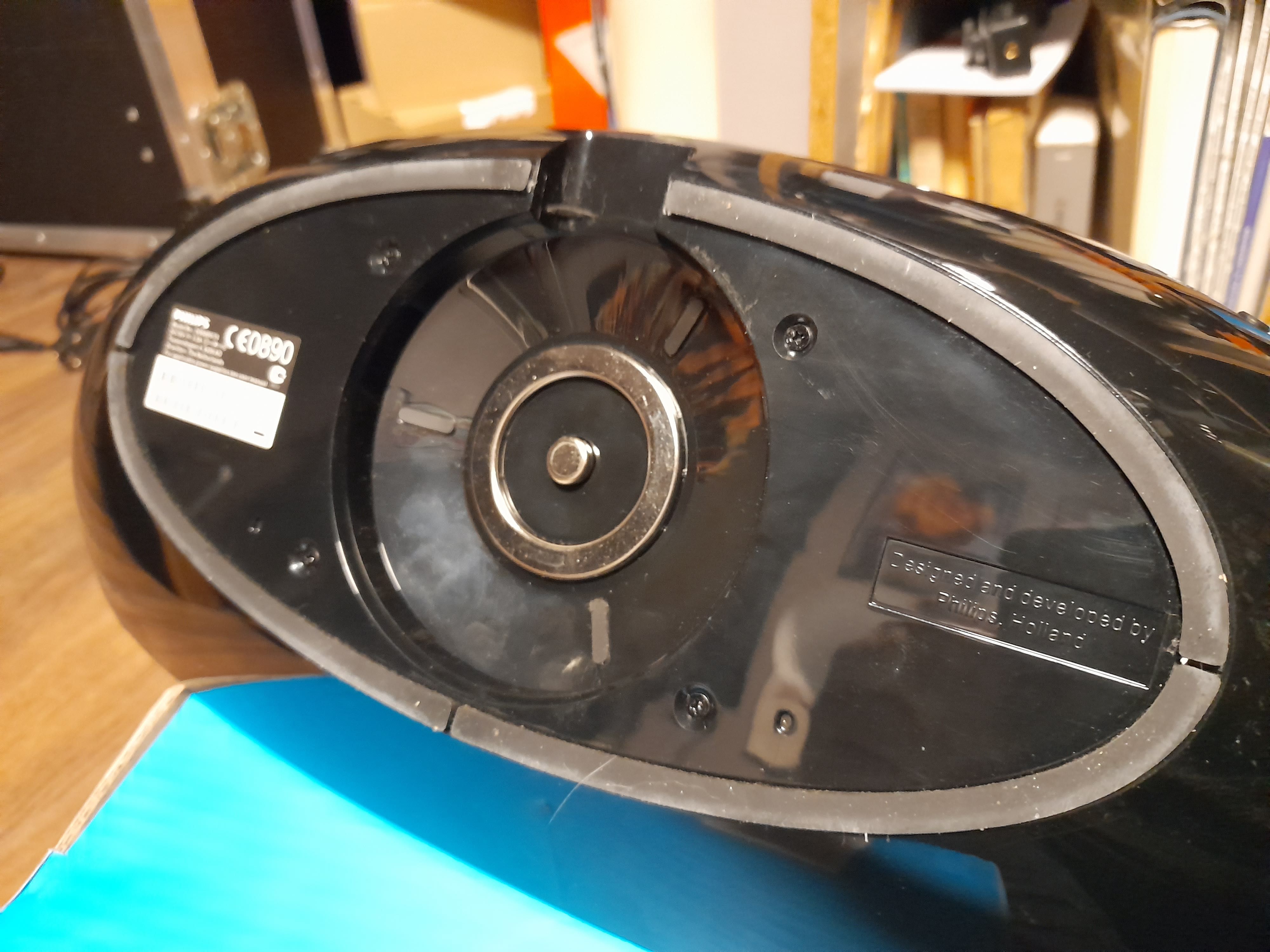 Philips DS8400 duży głośnik ze stacją dokującą i funkcją Bluetooth