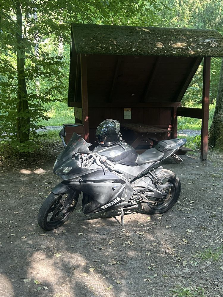 Yamaha yzf r125