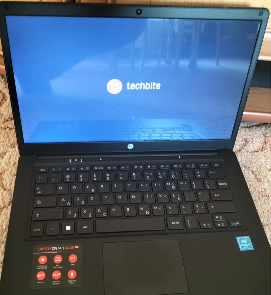 Новий ноутбук "techBit ZIN 14,1"64gb BIS"