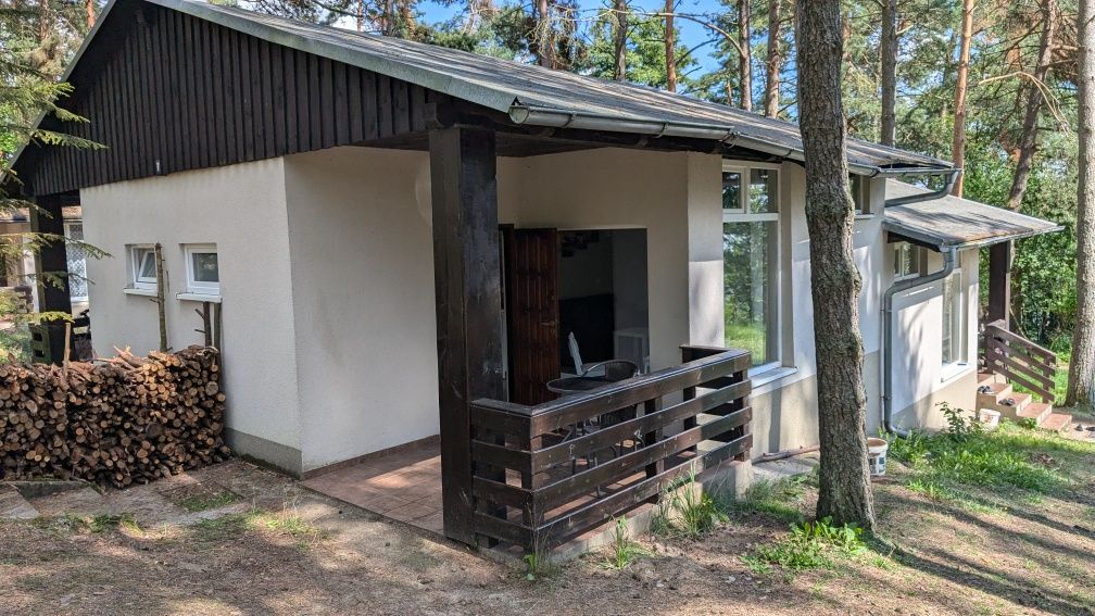 Domek nad jeziorem Jasień w Łupawsku