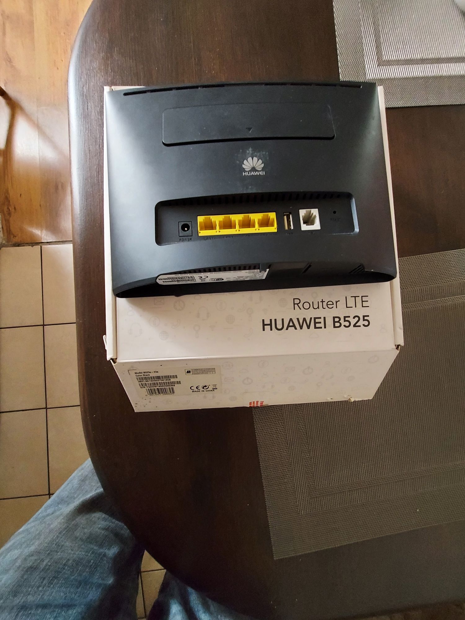 Router LTE Huawei B525