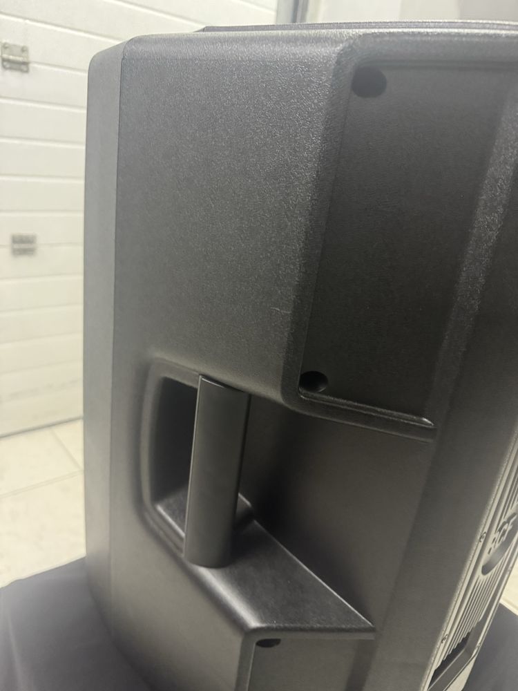 2 Colunas Rcf 712 Mk-IV