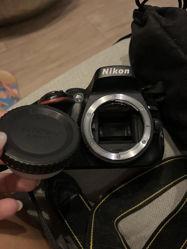 Camera nikon D5100 com diversos acessorios