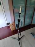 mikrofon novox nc-1 ze statywem i pop filtrem