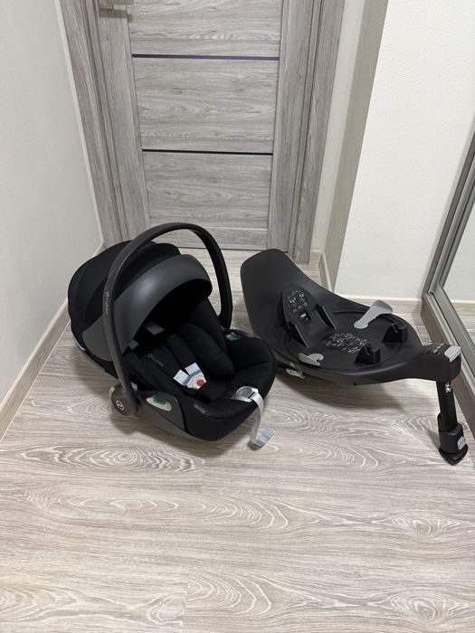 Автокресло +база cybex cloud  T 360 для новонароджених