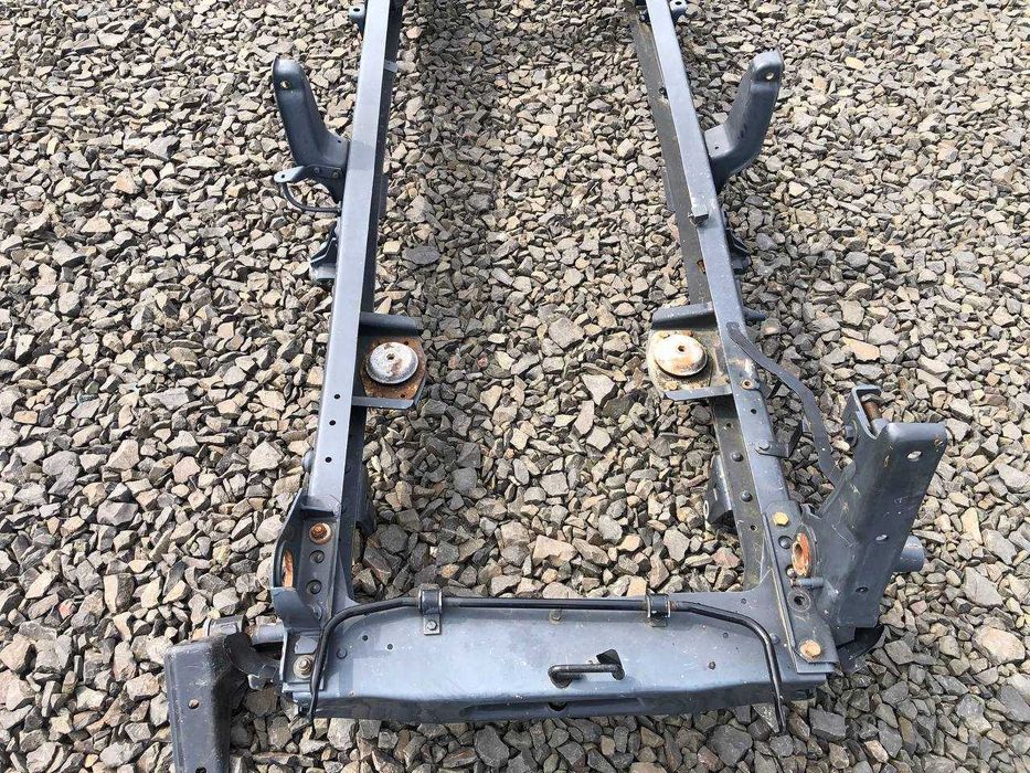 Рама з документами до Mercedes-Benz 1324 L - піскоструйна, фарбована