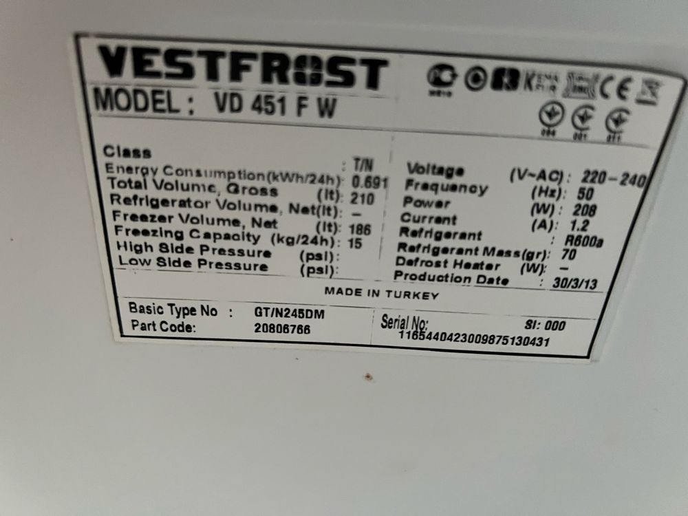 Морозильна камера Vestfrost vd 451 f w  б/в