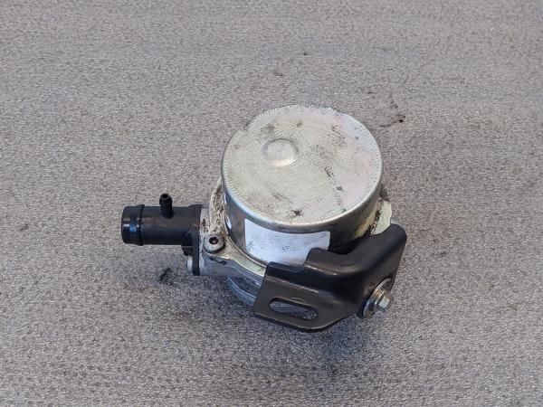 Depressor dos travões / bomba de vácuo RENAULT Clio III (BR0/1, CR0/1)