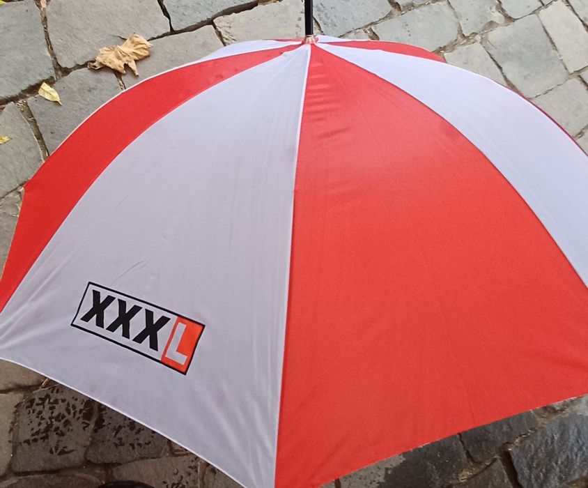 Великі нові розкладні парасолі XXL.