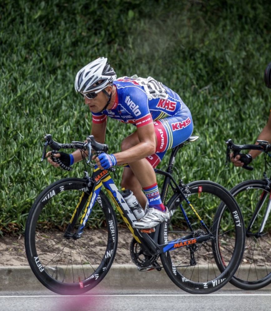 Bicicleta de estrada KHS (marca americana)