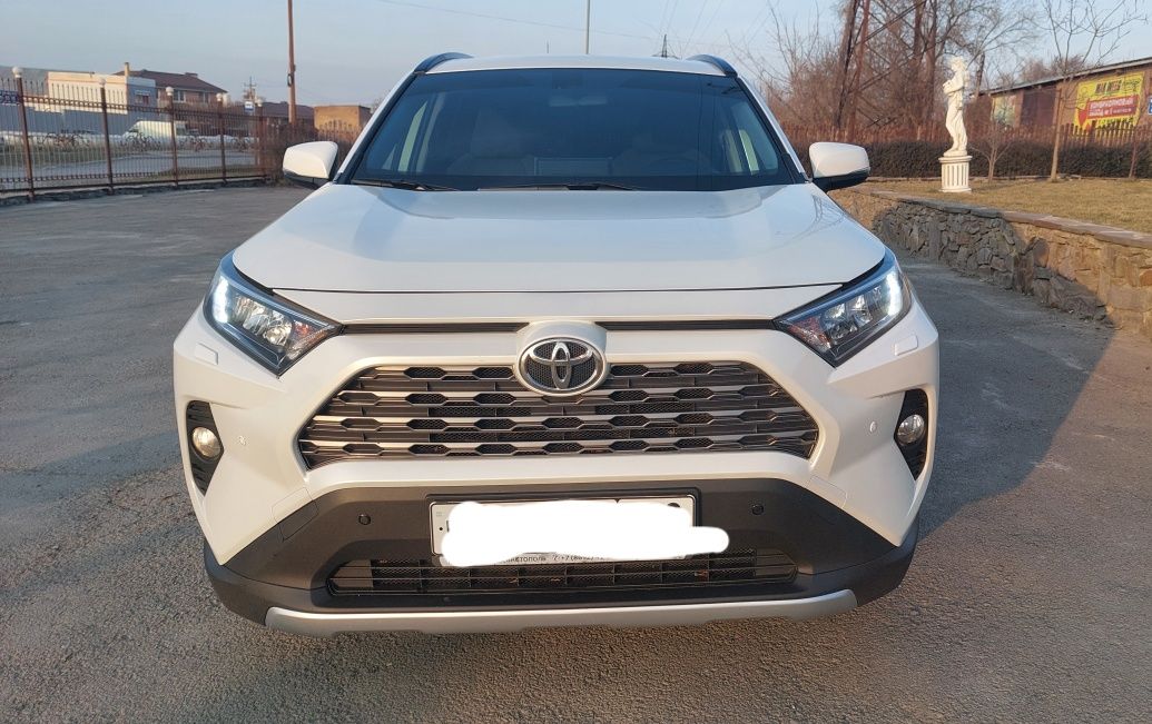 Продам Toyota Rav 4