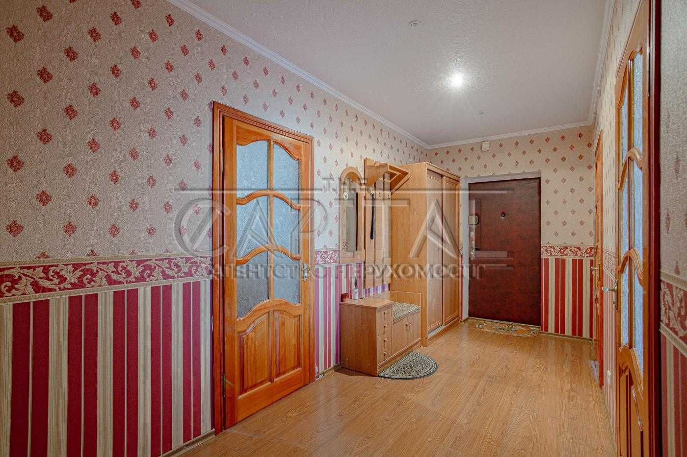 Продаж Квартири! Метро Позняки! Григоренка 24! Дарницький район! 108м2