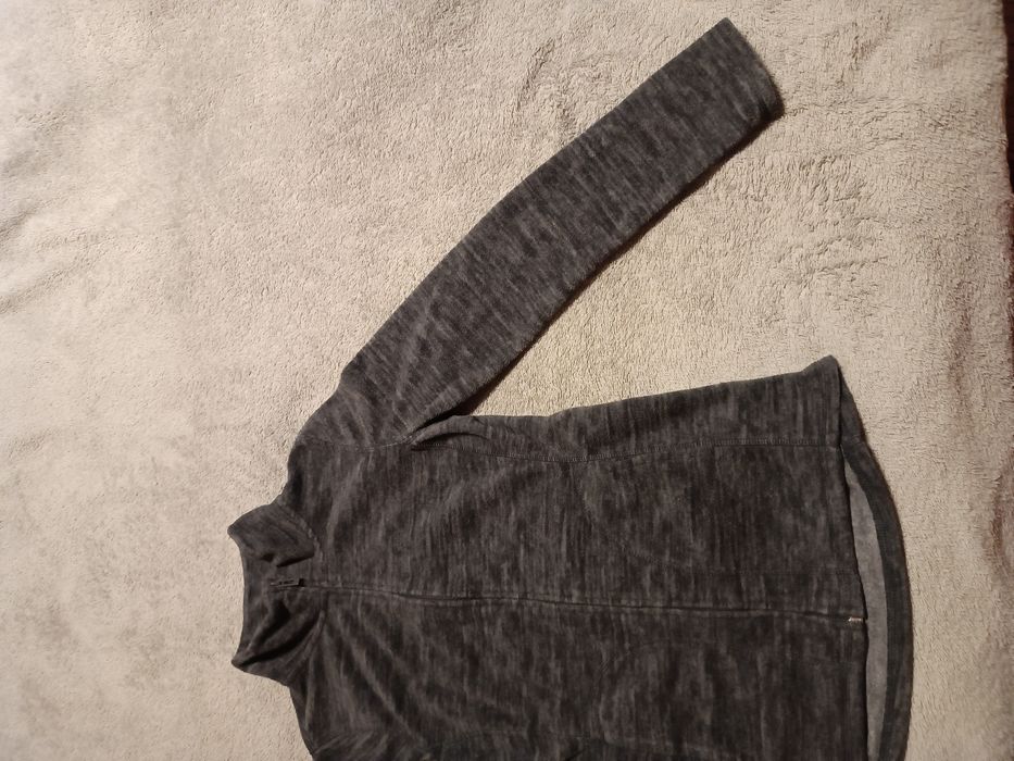 Фліска жіноча на підлітка