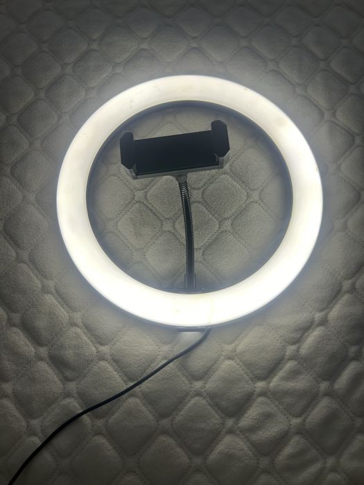 Кільцева лампа, з держачем для телефона