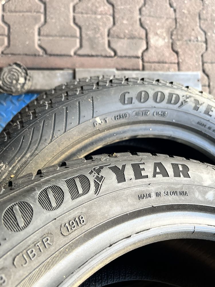 Opona 195.55.16 Goodyear Vector 4Seasons Gen-2